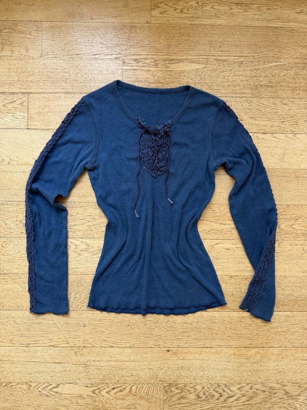 Women's Navy Lace-Accent Long Sleeve Top